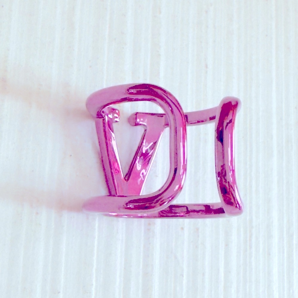 Valentino Garavani Pink Metallic V Logo Ring - Picture 6 of 9